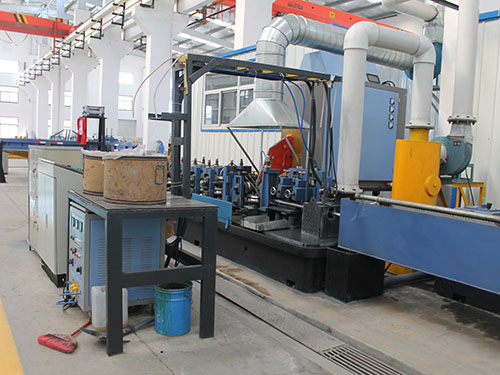 �S(ch��ng)�ݏS(ch��ng)ò